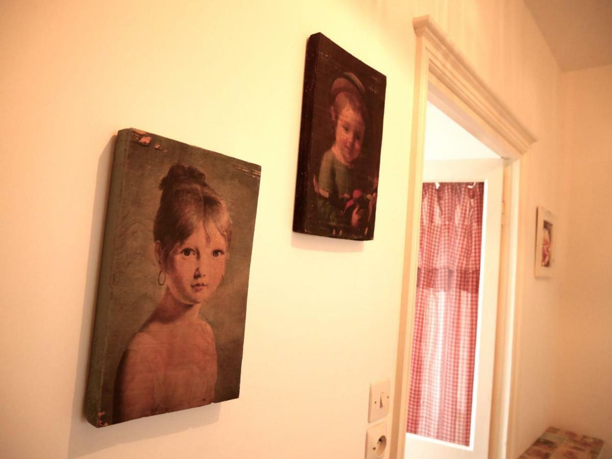 Bed and Breakfast L'Arbre D'Ange Montmorillon Exterior foto